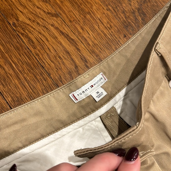 NWT Tommy Hilfiger RELAXED FIT BALLOON CHINOS - Picture 4 of 7